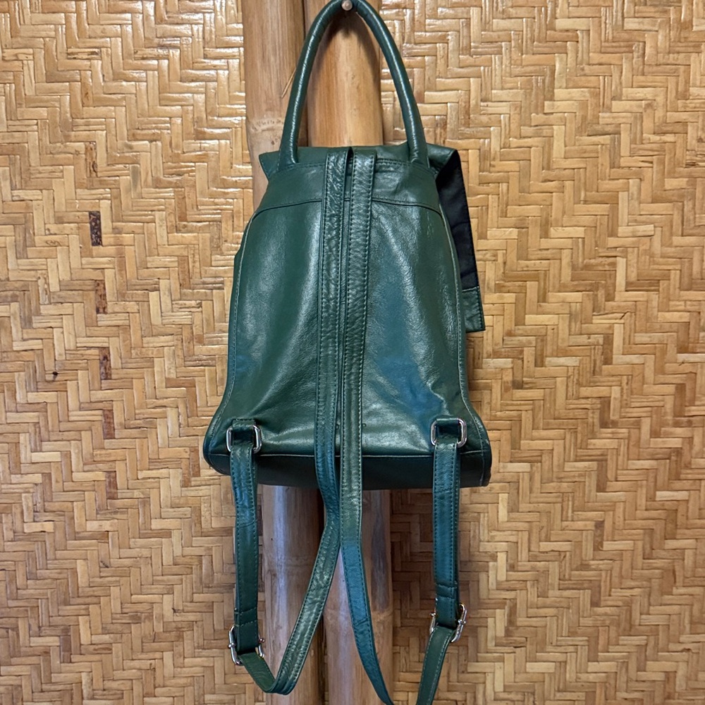 Topshop Forest Green Leather Backpack - Picture 2 of 7